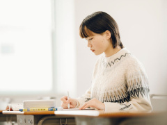 ｅｌｉｃビジネス 公務員専門学校 学費 奨学金について ベスト進学ネット