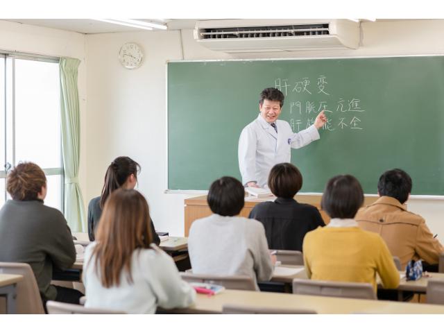 東京医学技術専門学校 特徴や雰囲気 わが校のココが一番 ベスト進学ネット 東京医学技術専門学校 特徴や雰囲気 わが校のココが一番 ベスト進学ネット