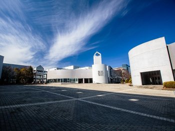 流通科学大学