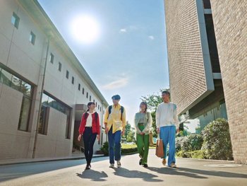 田園調布学園大学