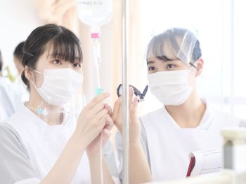 聖マリアンナ医科大学看護専門学校