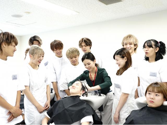 国際文化理容美容専門学校国分寺校 保護者の方へ ベスト進学ネット