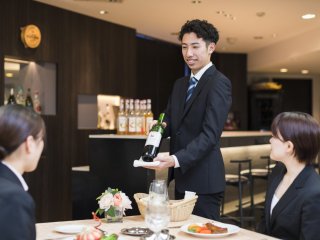 ホテルスタッフ 専門学校 ホテルスタッフを目指す学校の一覧はこちら ベスト進学ネット ホテルスタッフ 専門学校 ホテルスタッフを目指す学校の一覧はこちら ベスト進学ネット