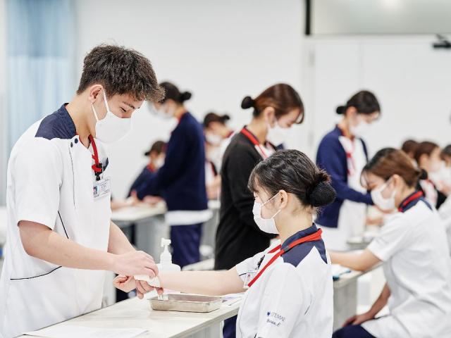 大手前大学 学校案内 資料請求はコチラ ベスト進学ネット 大手前大学 学校案内 資料請求はコチラ ベスト進学ネット