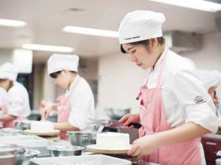 大阪 パティシエ 学校 パティシエを目指す学校の一覧はこちら ベスト進学ネット