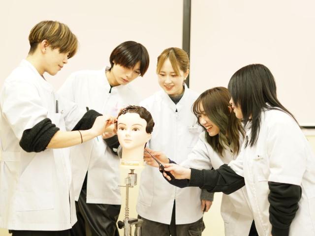 パリ総合美容専門学校 千葉校 学費 奨学金について ベスト進学ネット パリ総合美容専門学校 千葉校 学費 奨学金について ベスト進学ネット